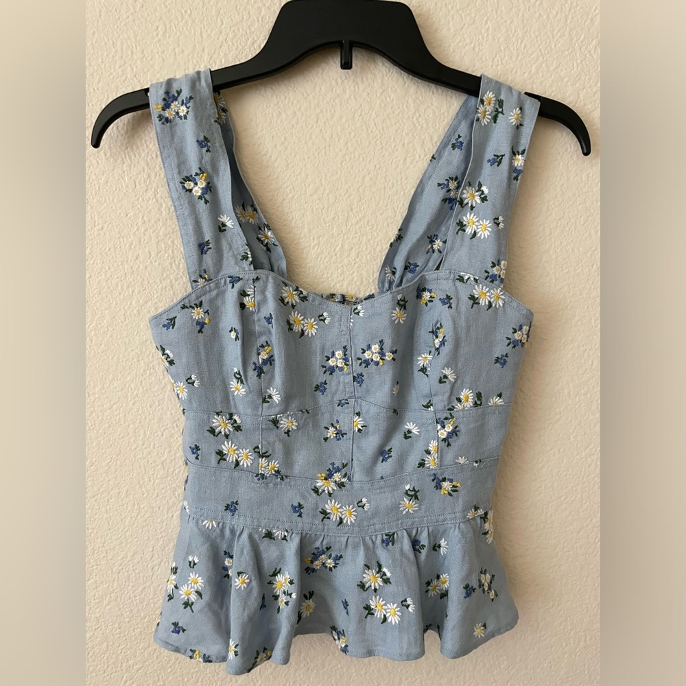 Reformation Jessy Linen Top in Mineral Daisy